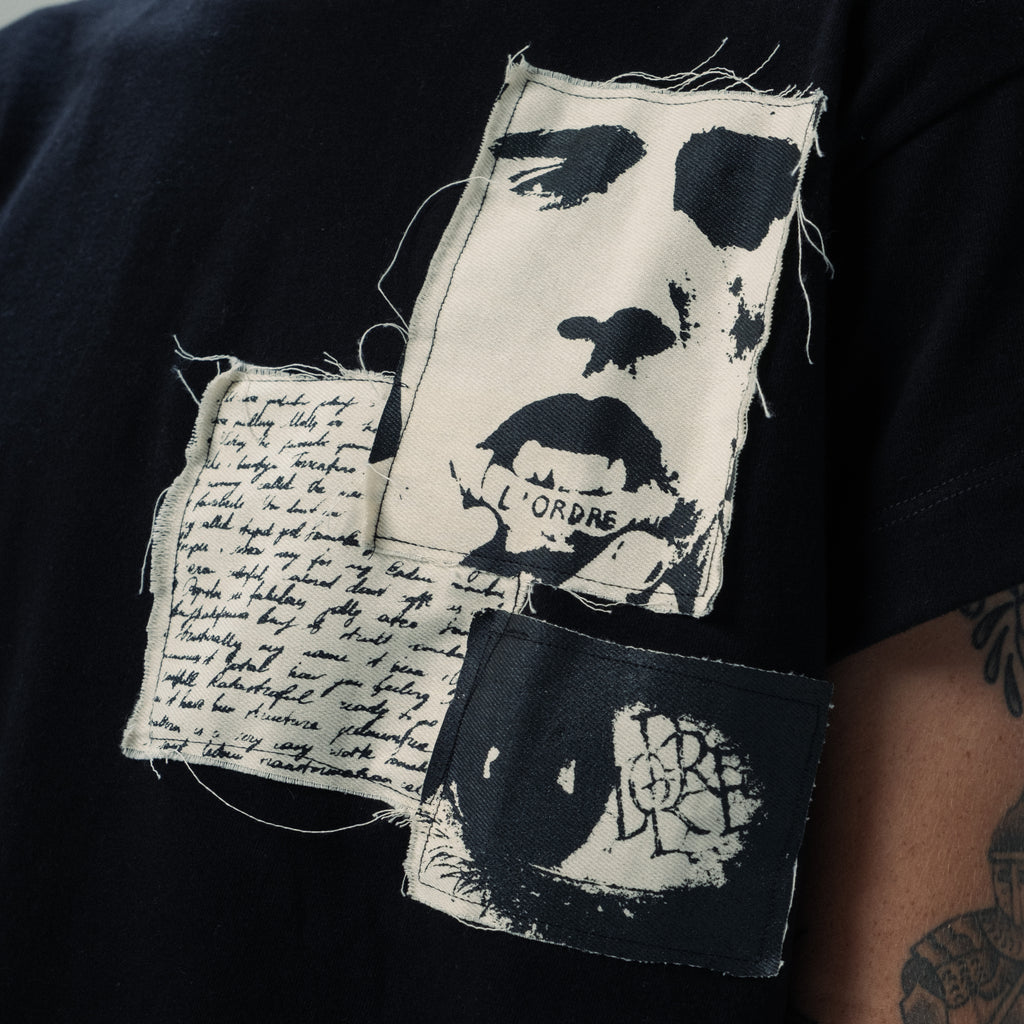 PATCHES TEE