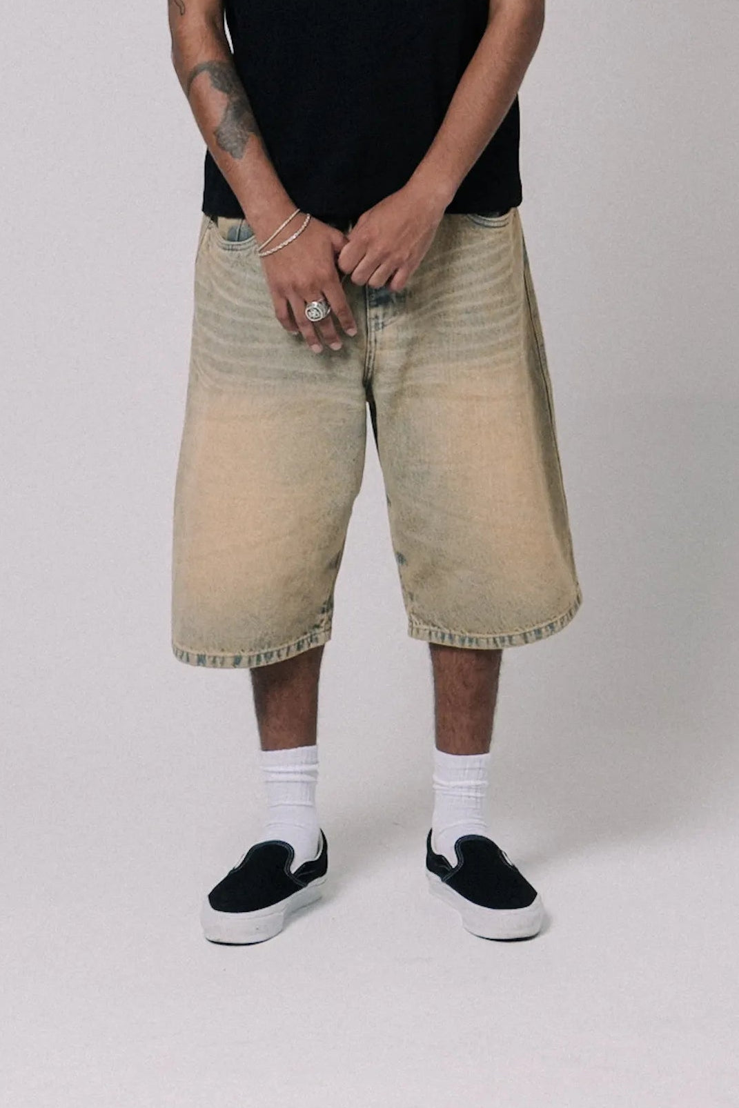 ACID DENIM SHORTS