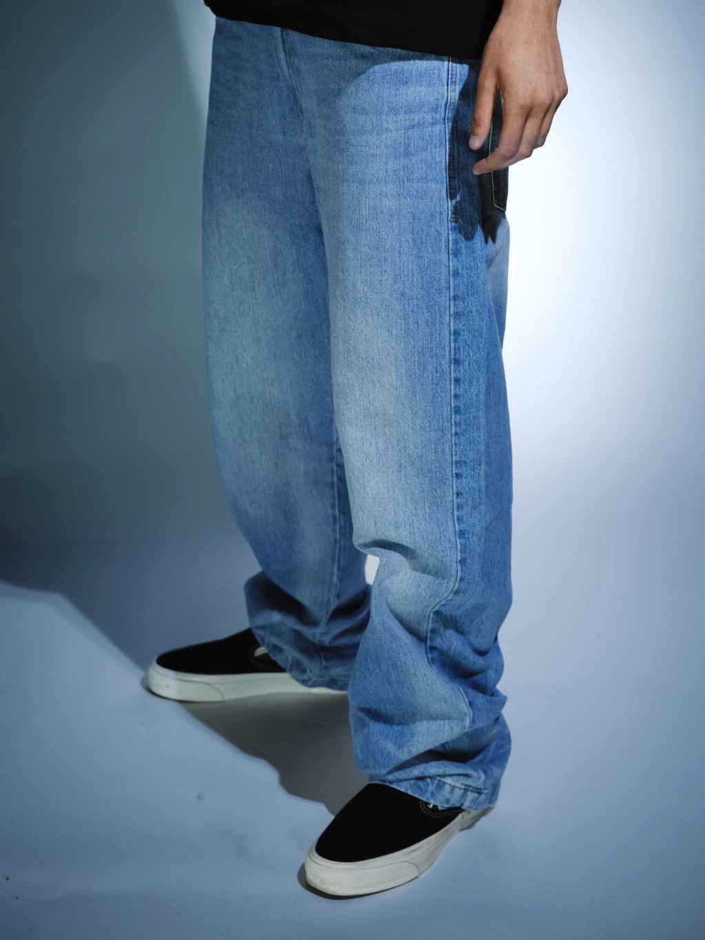 DESIGNER JEANS LIGHT BLUE